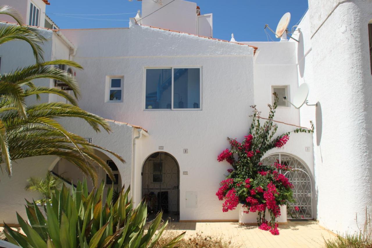 Carvoeiro Sol Seafront Apartamento *